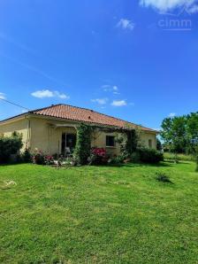 A vendre � Fajoles (46300) maison r�cente T5 avec jardin
