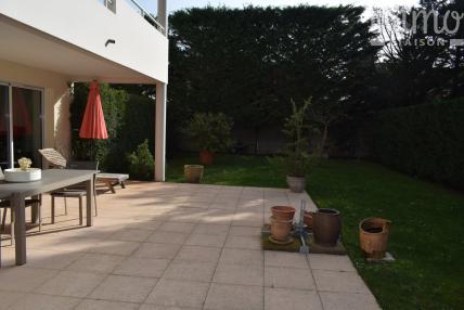 Appartement Maison T 4 112 m� Rez de Jardin Bourgoin Jallieu
