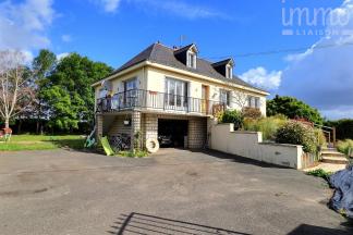 Maison St Martin de la Place, 5 chambres au calme et sans vis � vis
