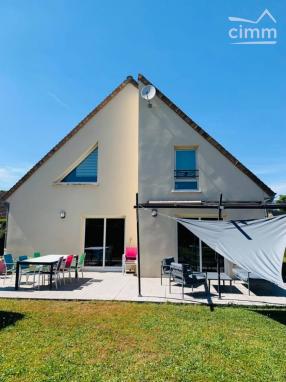 Maison Familiale contemporaine 190m� env.
