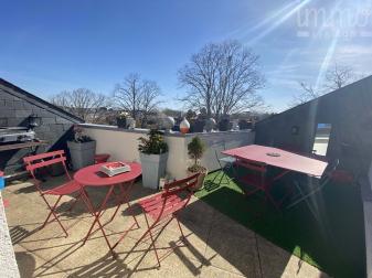 BEL APPARTEMENT T4 SANS VIS � VIS AVEC TERRASSE
