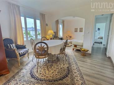 Maison � proximit� imm�diate des �coles 
