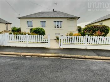 Maison � proximit� imm�diate des �coles et commerces 
