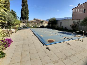 ACHAT - MONTESQUIEU LES ALBERES - VILLA 4 FACES - 8 PIECES - PISCINE - BOULODROME - DOUBLE GARAGE - 