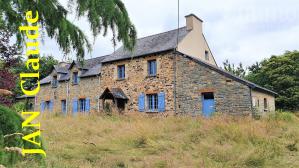 Long�re avec surface utile de pr�s de 500 m�, 295 m� habitables
