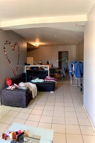 T2 et T3 dans immeuble en plein centre de Saint Girons.
