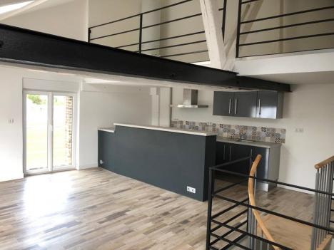 A vendre superbe appartement r�nov� proche de la plage
