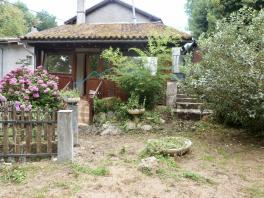Maison, 3 chambres sur terrain +360m2.
