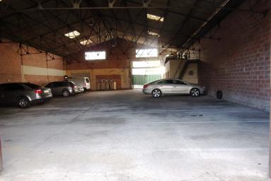 EMPLACEMENT PARKING MOTO LANGON CENTRE
