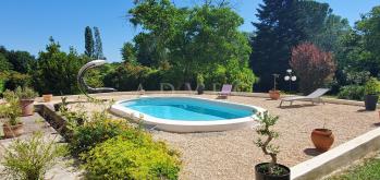 PROPRIETE D'EXCEPTION SUR BEAU PARC ARBORE CLOS ET SECURISE
