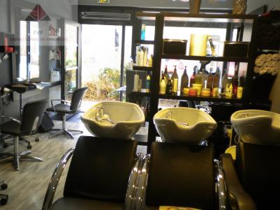 A vendre salon de coiffure mixte en centre ville dans le Pays de Caux
