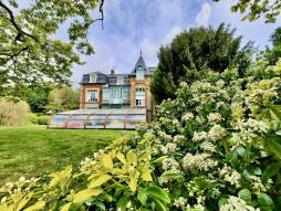 Maison bourgeoise avec d�pendance et piscine sur 1200 m2 de jardin,Rouen sud, Seine Maritime 76, � v