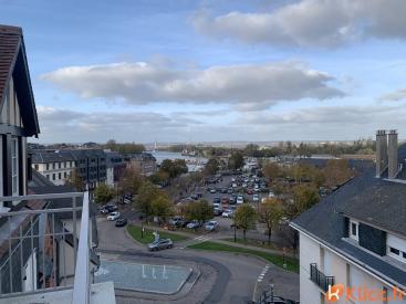 Tr�s joli duplex avec terrasse et parking hypercentre de Honfleur
