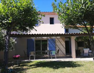 MAISON MEUBLEE / MAILLANE
