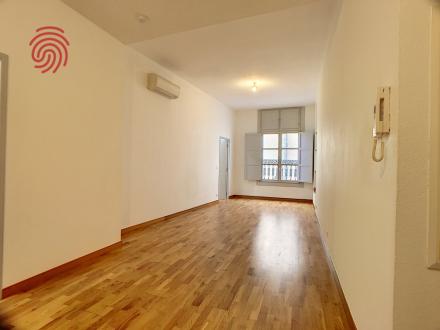 APPARTEMENT T3 CENTRE VILLE
