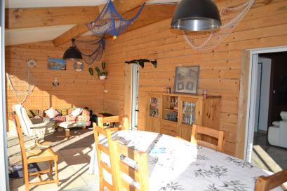 Villa 4 pi�ces proche commerces et �coles
