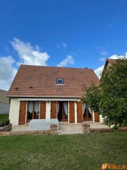 MAISON FAMILIALE SUR SOUS SOL AVEC GARAGE
