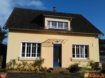 GRANDE MAISON FAMILIALE AU COEUR DE CAUDEBEC
