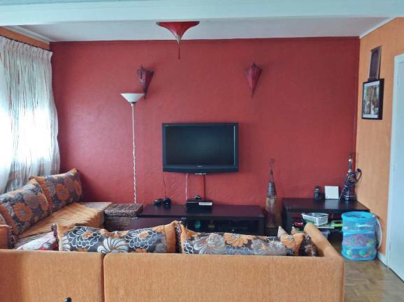 Appartement t4 avec garage.
