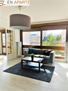 Appartement T4 r�nov� avec balcon et garage.

