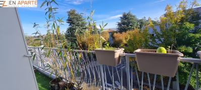 F4 de 83 m� avec balcon et ascenseur
