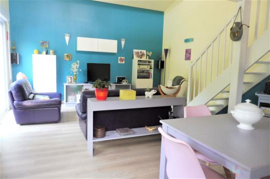 DEUX LOGEMENTS EN UN

