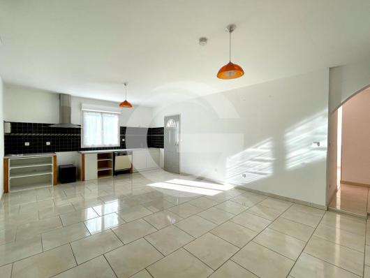 BOUZIGUES VILLA  PLAIN PIED
